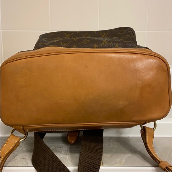 ⭐️SOLD⭐️Louis Vuitton Montsouris GM - Picture 14 of 16